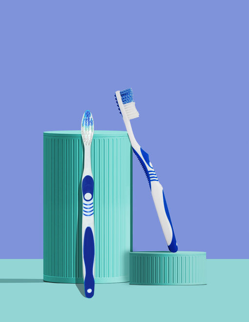 Dual-Zone Manual Toothbrush, , main